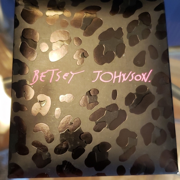 Betsey Johnson dog watch - Picture 2 of 3